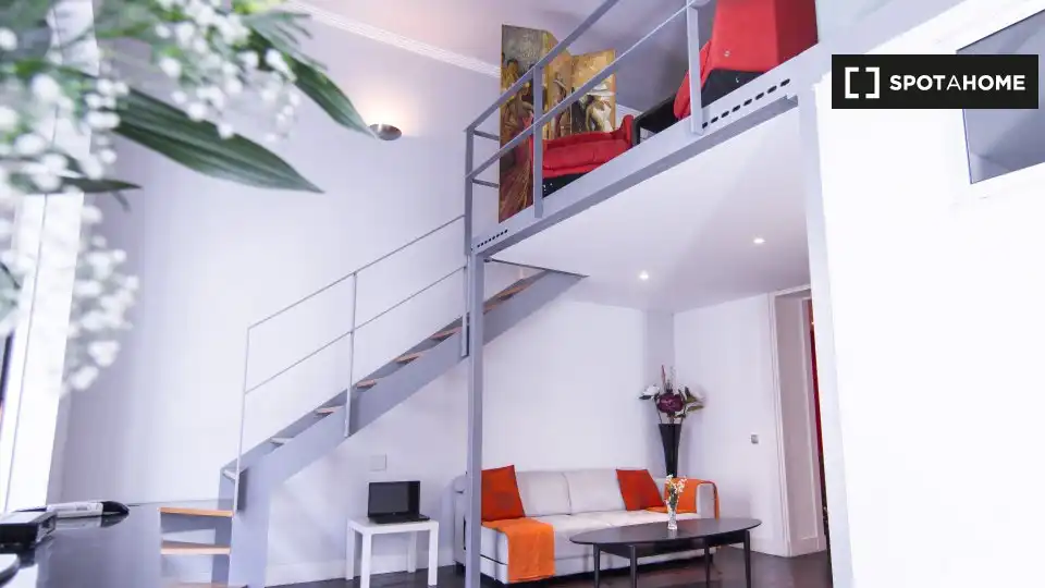 Appartement avec terrasse à louer à Centro
