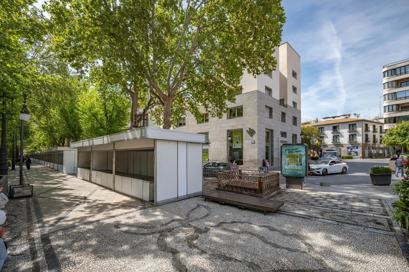 Vista exterior de Piso en venta en Granada con Calefacción, Parquet y Alarma