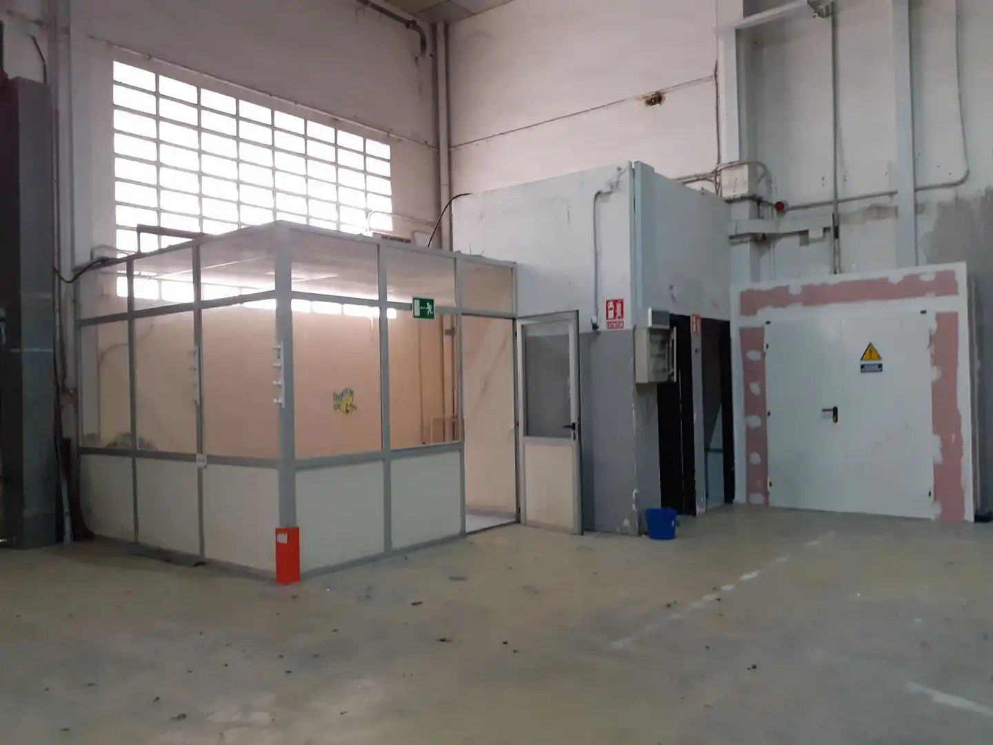 Nave industrial de alquiler en La Verneda i la Pau