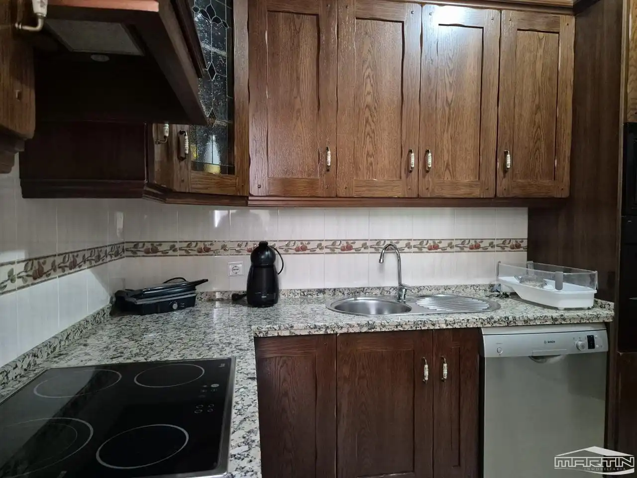 Cuina de Pis en venda en Lucena amb Aire condicionat, Traster i Moblat