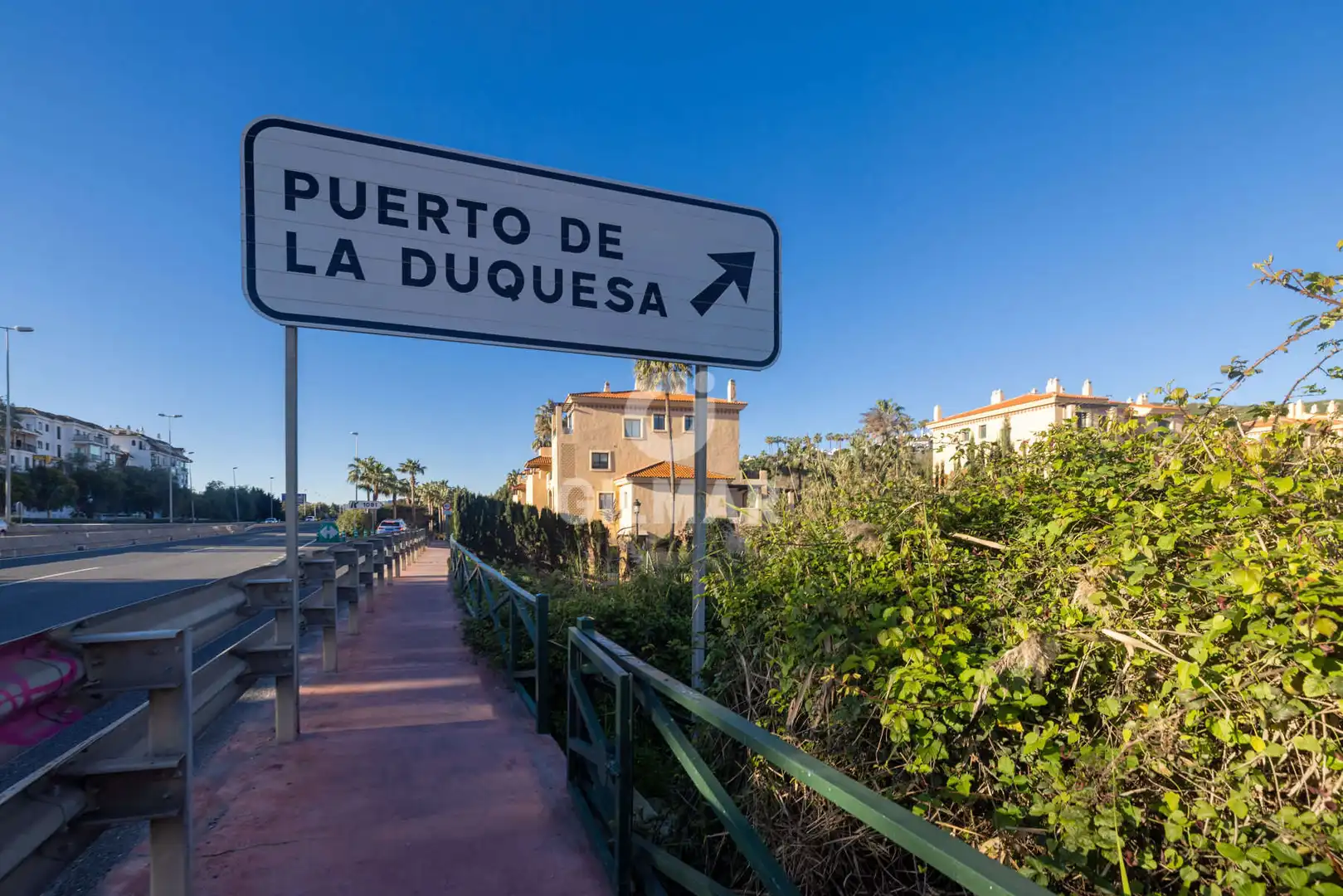 Duplexes for sale in La Duquesa