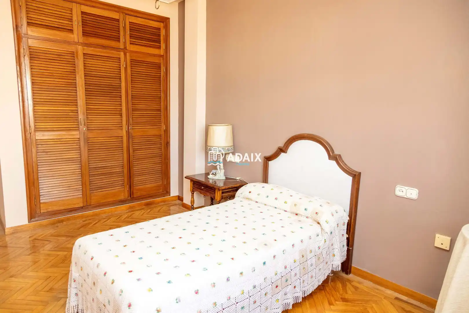 Dormitori de Casa adosada en venda en Cáceres amb Aire condicionat, Calefacció i Terrassa