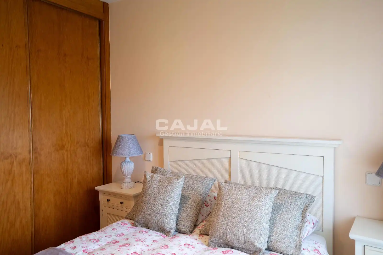 Schlafzimmer von Wohnung zum Verkauf in Riaza mit Heizung, Abstellraum und Schwimmbad
