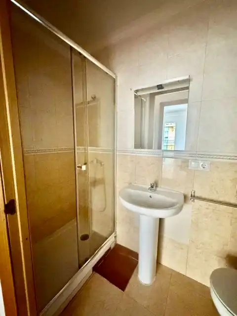 Baño de Piso en venta en Valencia con Balcón