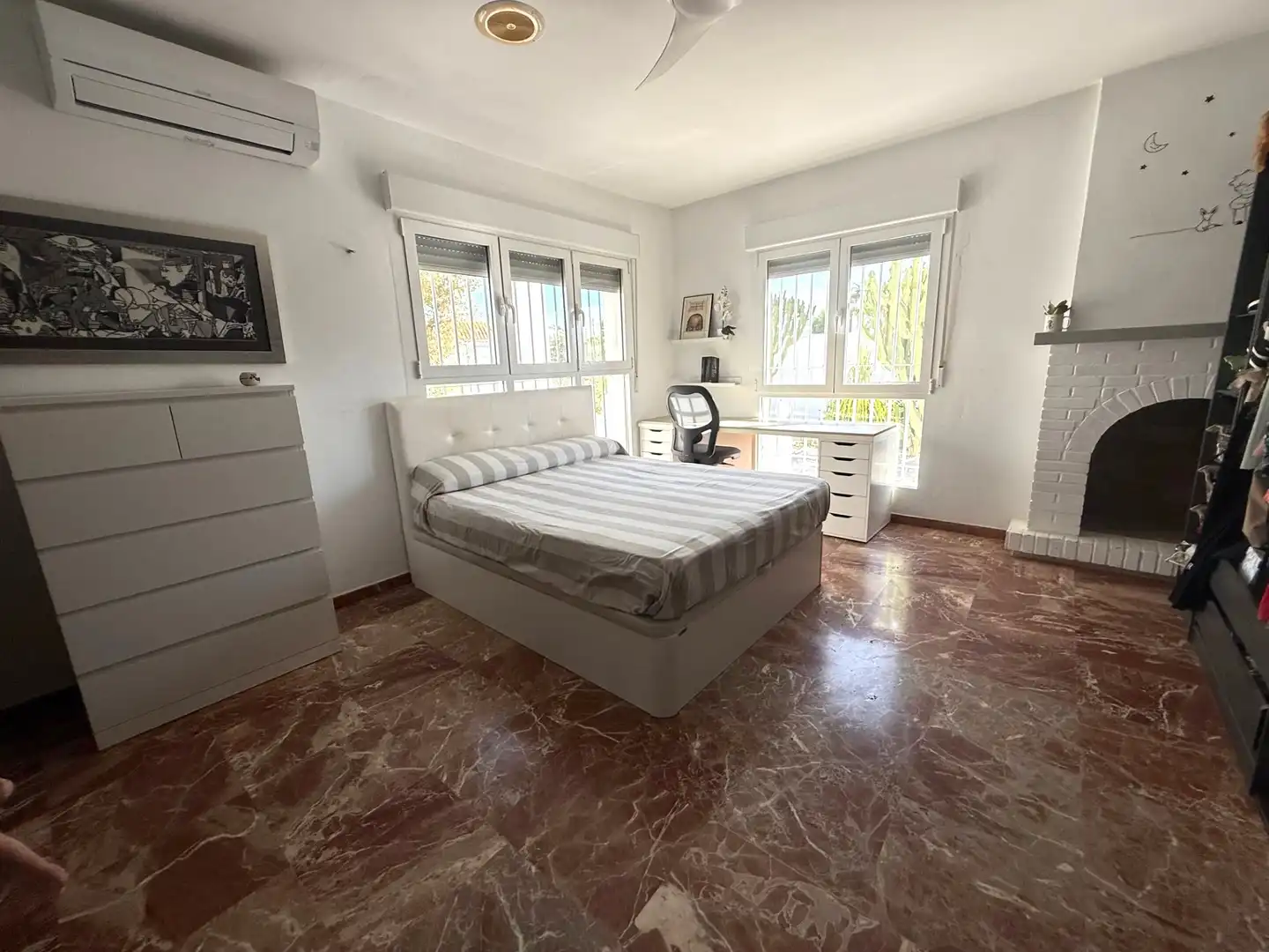 Habitación de Casa o chalet en venta en Almería con Aire acondicionado, Jardín privado y Terraza