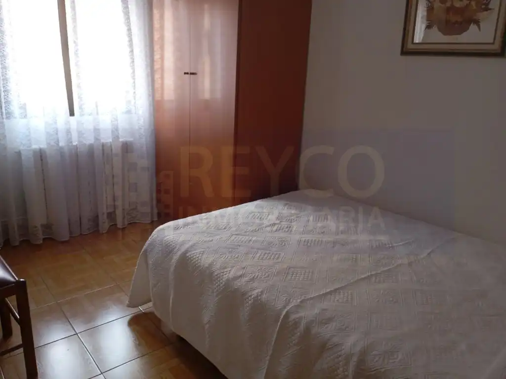 Habitación de Casa o chalet en venta en Estollo