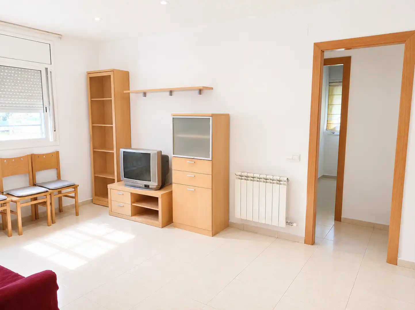 Sala de estar de Piso en venta en Santa Margarida I Els Monjos con Calefacción y Amueblado