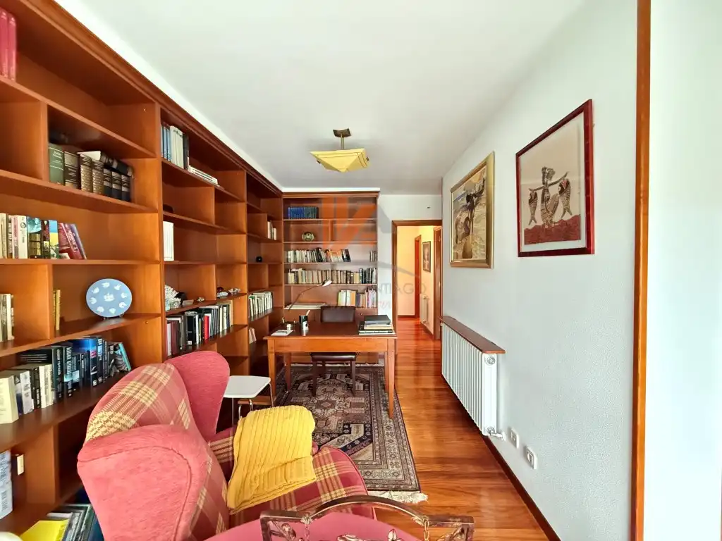 Sala de estar de Casa adosada en venta en Brión con Jardín privado, Terraza y Piscina