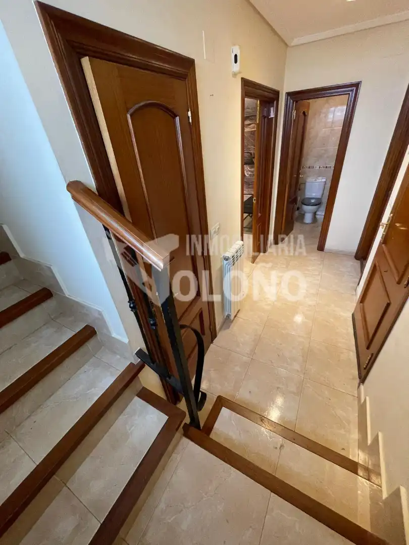 Casa adosada en venta en Casalarreina con Calefacción, Jardín privado y Parquet
