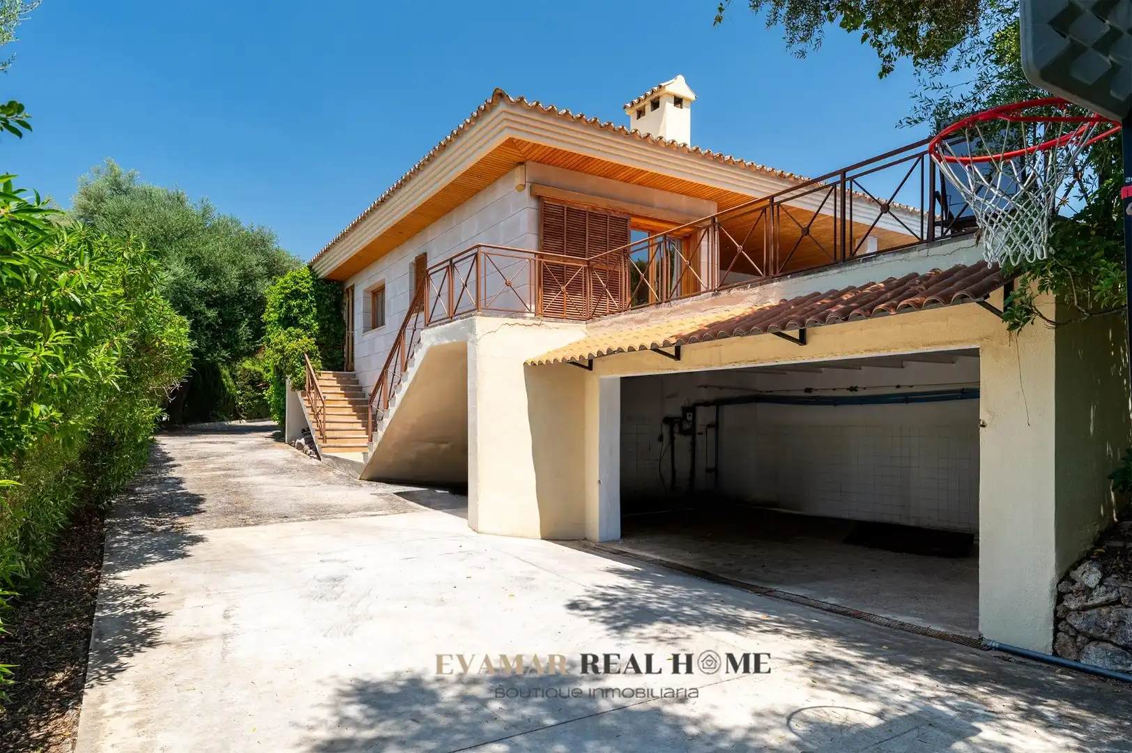 Vista exterior de Casa o xalet en venda en Marratxí amb Aire condicionat, Calefacció i Terrassa