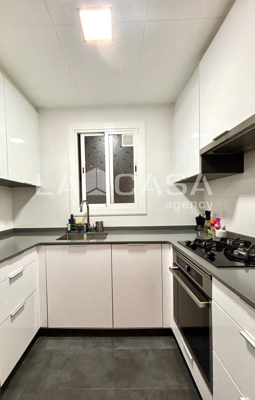 Kitchen of Flat for sale in  Barcelona Capital  with Terrace and Storage room