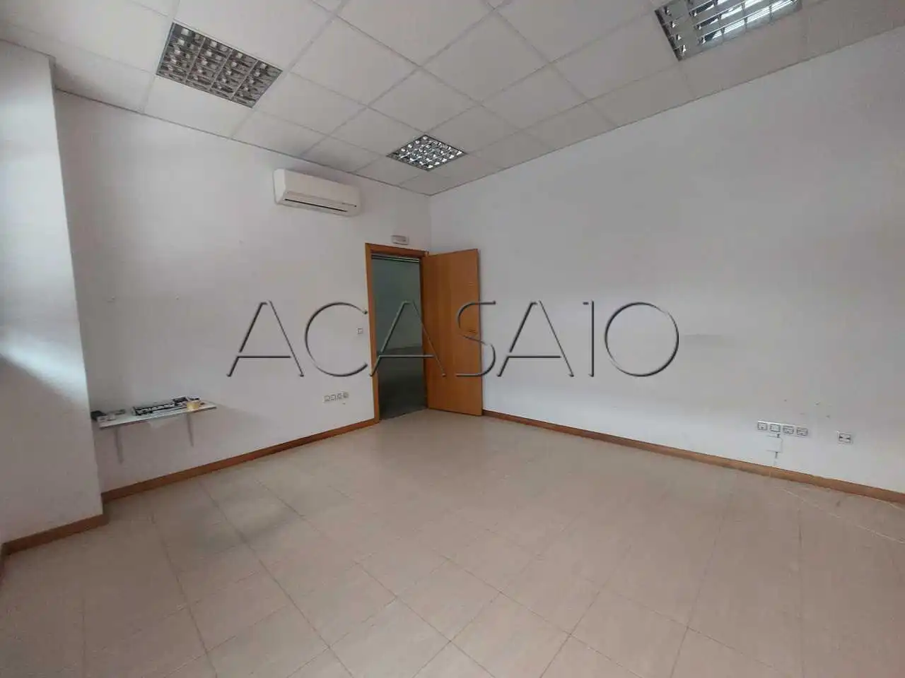 Nave industrial en venta en El Viso de San Juan