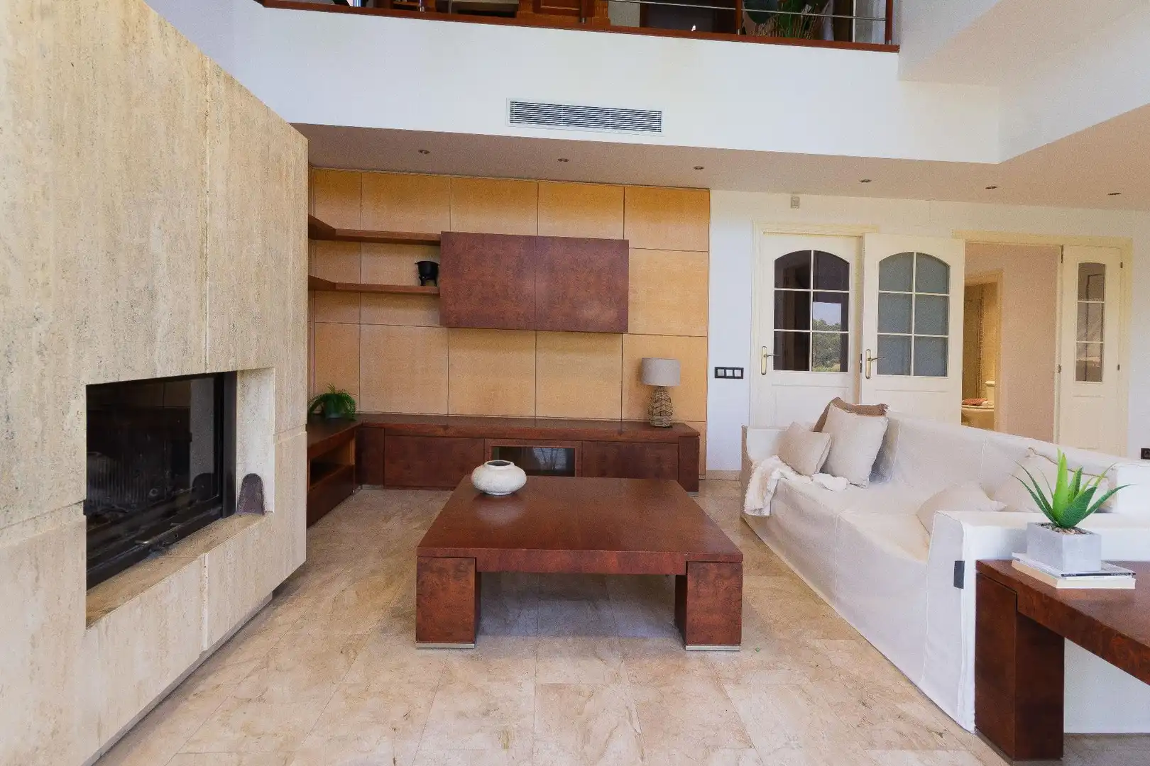 Sala de estar de Casa o chalet en venta en Cerdanyola del Vallès con Aire acondicionado, Calefacción y Jardín privado