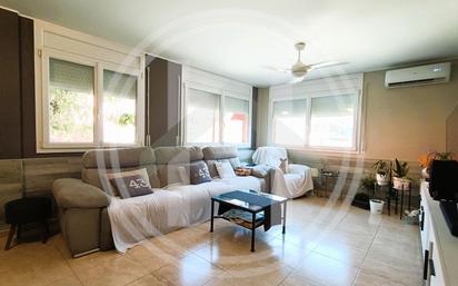 Living room of Planta baja for sale in Cardedeu  with Air Conditioner