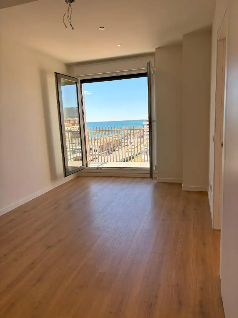 Schlafzimmer von Wohnung zur Miete in Mataró mit Klimaanlage, Ofen und Balkon