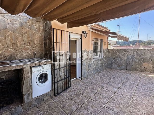 Vista exterior de Ático de alquiler en  Barcelona Capital con Aire acondicionado, Calefacción y Parquet