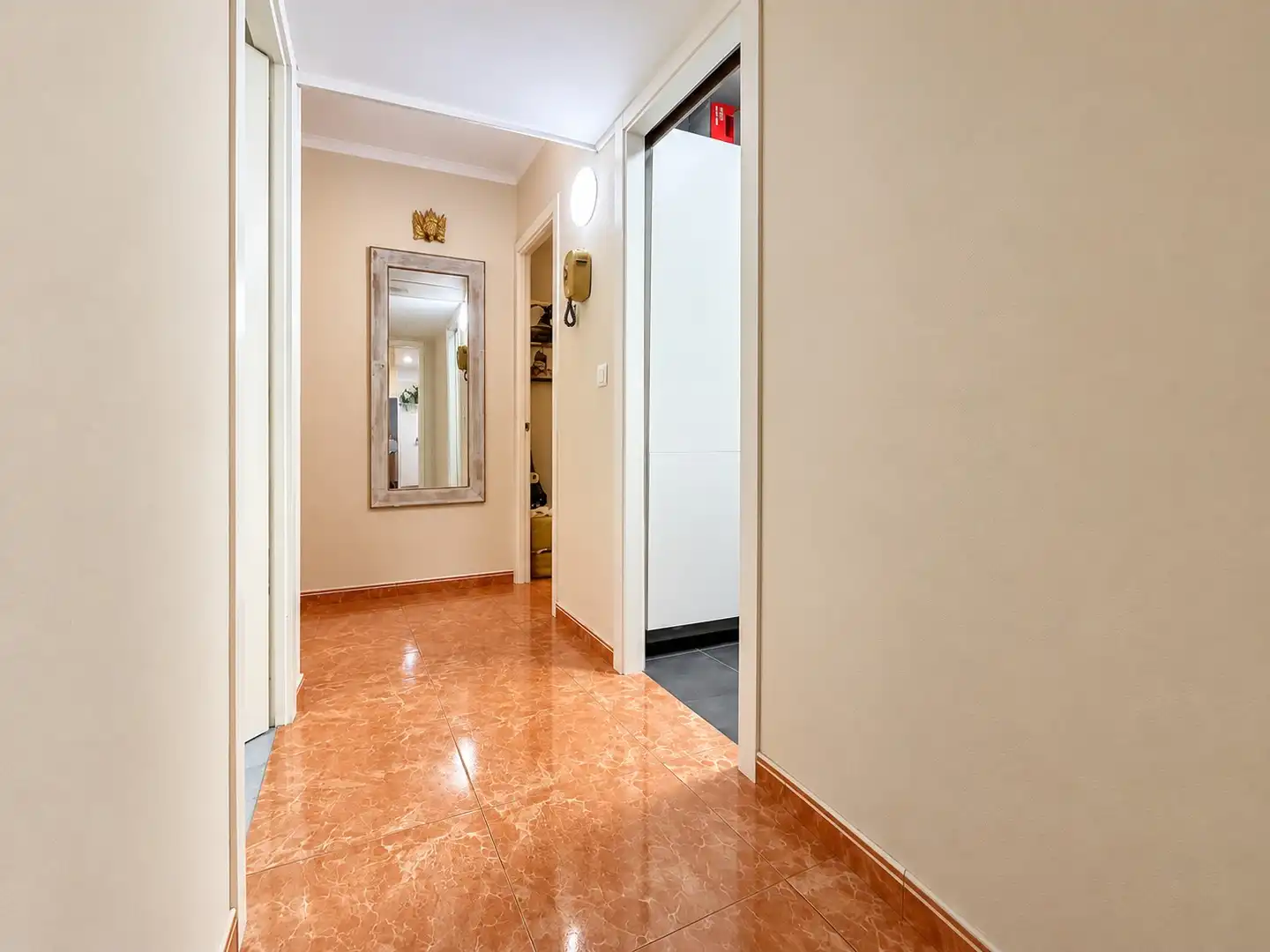 Flat with lift for sale in Via Júlia, imagen 3