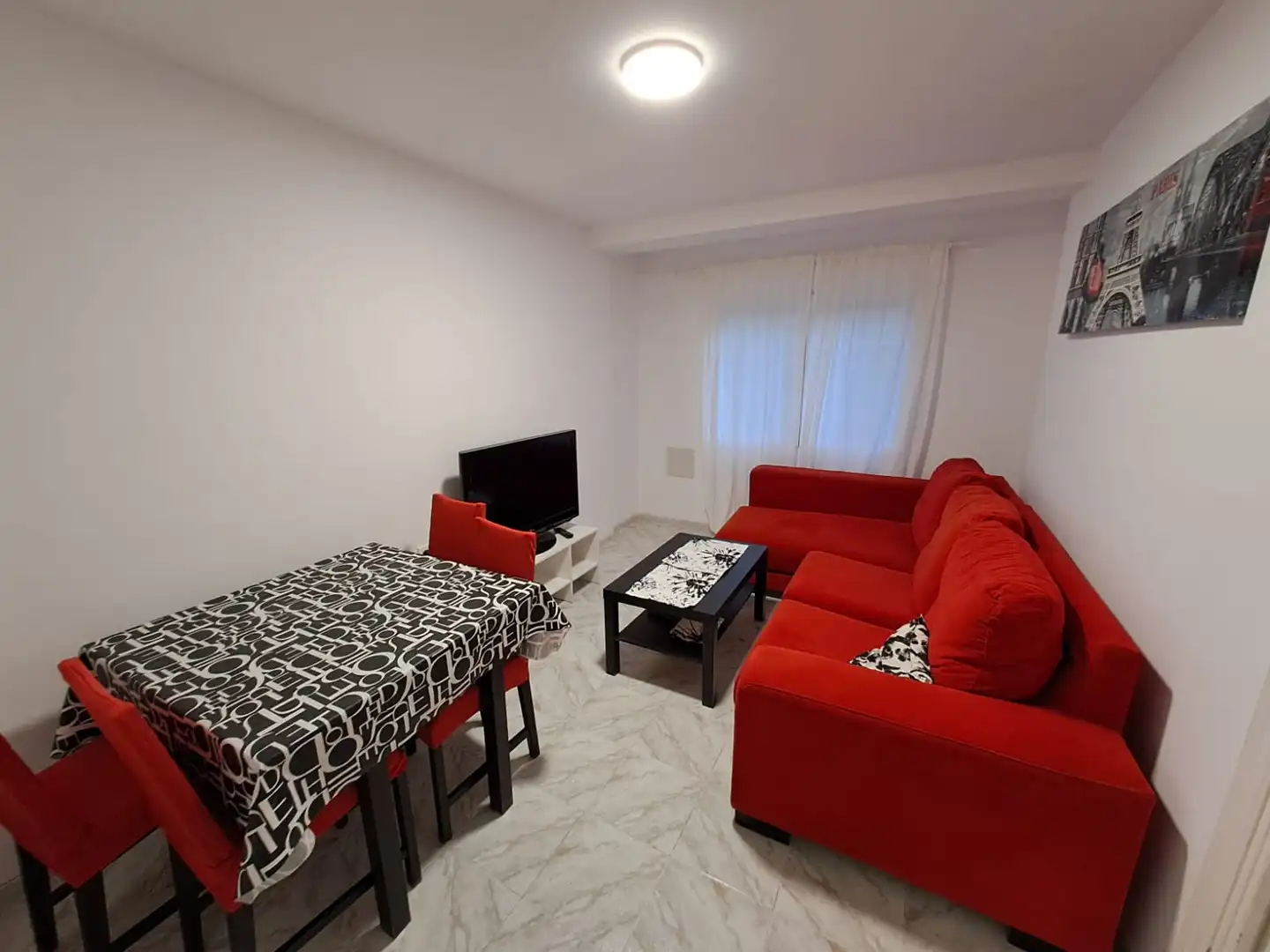 Sala d'estar de Pis de lloguer en Granada amb Moblat, Rentadora i Microones
