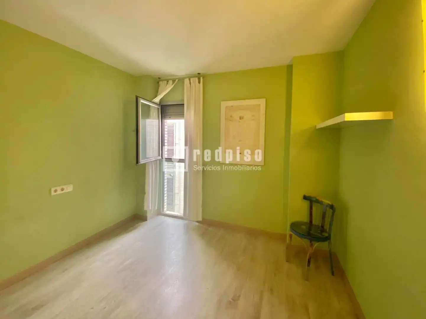 Habitación de Piso en venta en Málaga con Aire acondicionado, Calefacción y Jardín privado