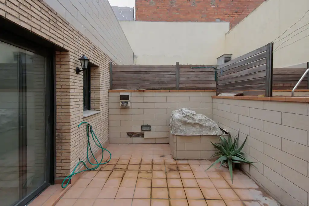Duplexes for sale in Cr Martorell, Roc Blanc