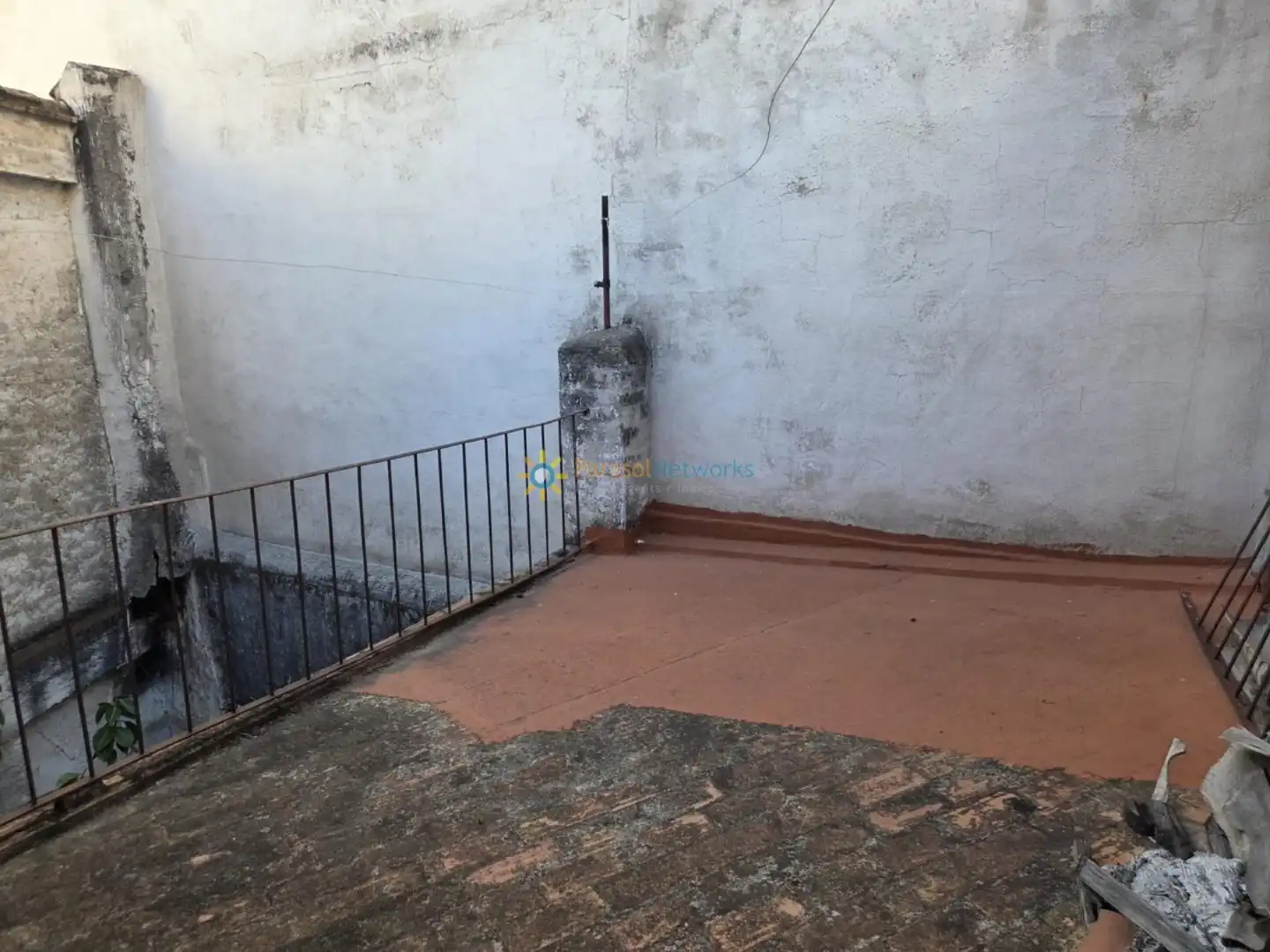 Casa adosada en venda en Vilallonga / Villalonga amb Terrassa, Traster i Balcó