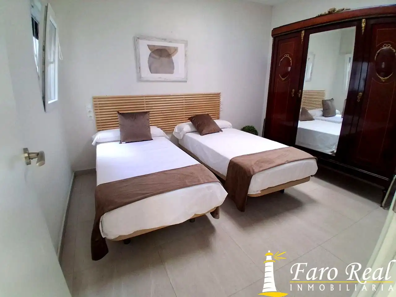 Habitación de Apartamento de alquiler en Sanlúcar de Barrameda con Aire acondicionado y Amueblado
