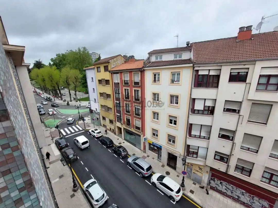 Flat for rent in Calle Padre Suárez, Santo Domingo - El Campillín