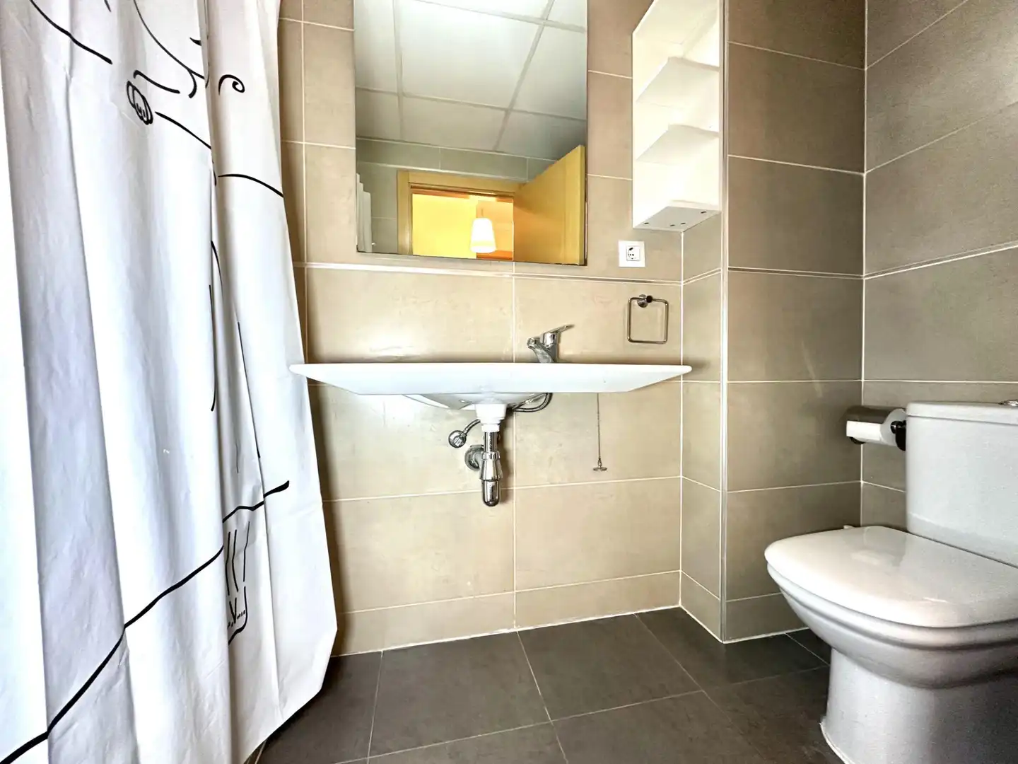 Bany de Apartament en venda en Lorca amb Traster i Piscina comunitària