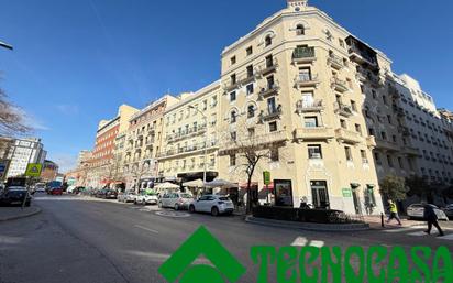 Exterior view of Flat for sale in  Madrid Capital  with Air Conditioner, Heating and Parquet flooring