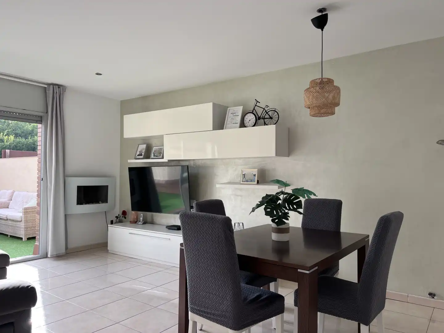 Sala de estar de Casa o chalet en venta en Canet de Mar con Aire acondicionado, Calefacción y Terraza