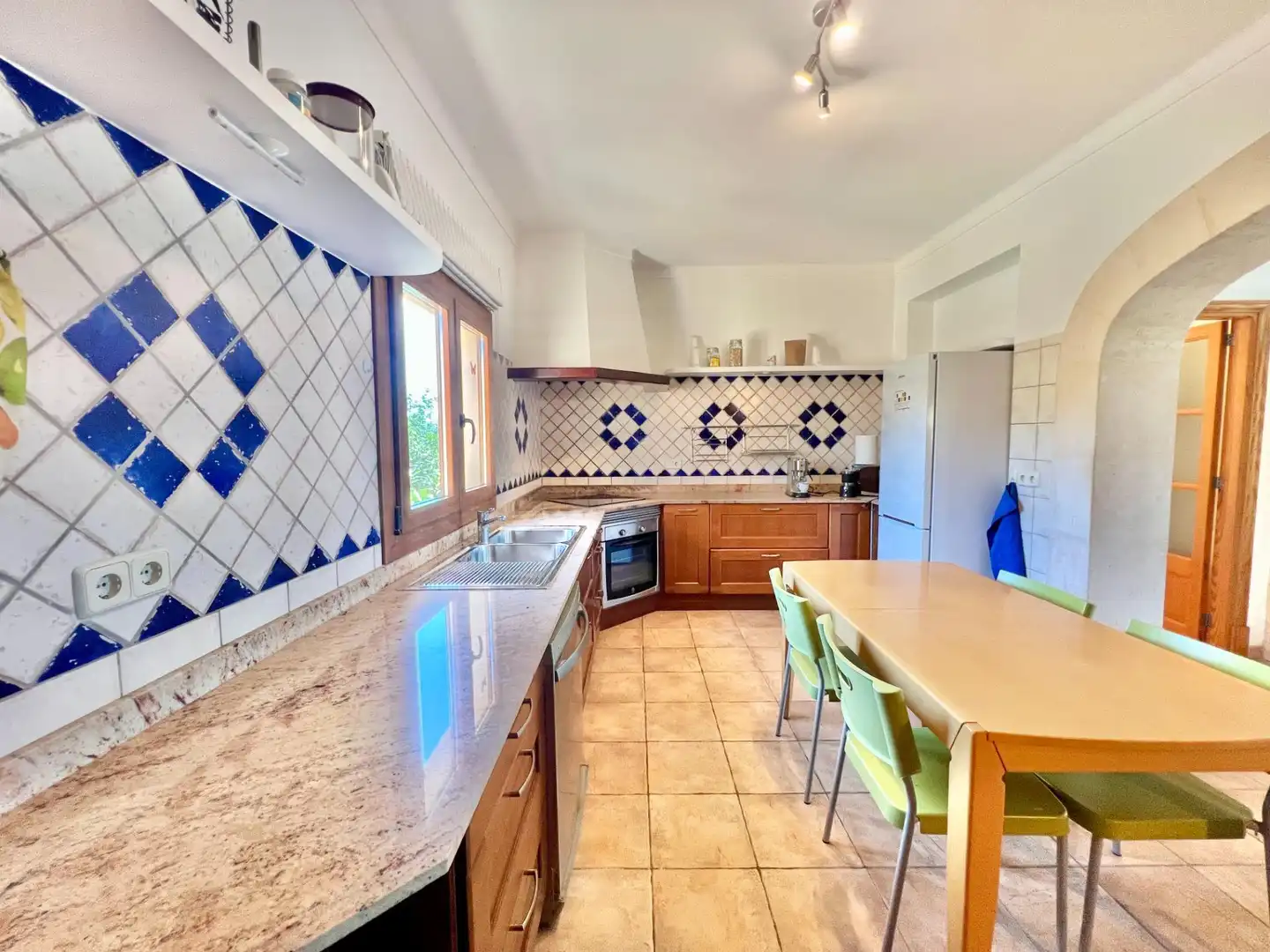 Cocina de Finca rústica de alquiler en Campos con Aire acondicionado, Calefacción y Jardín privado