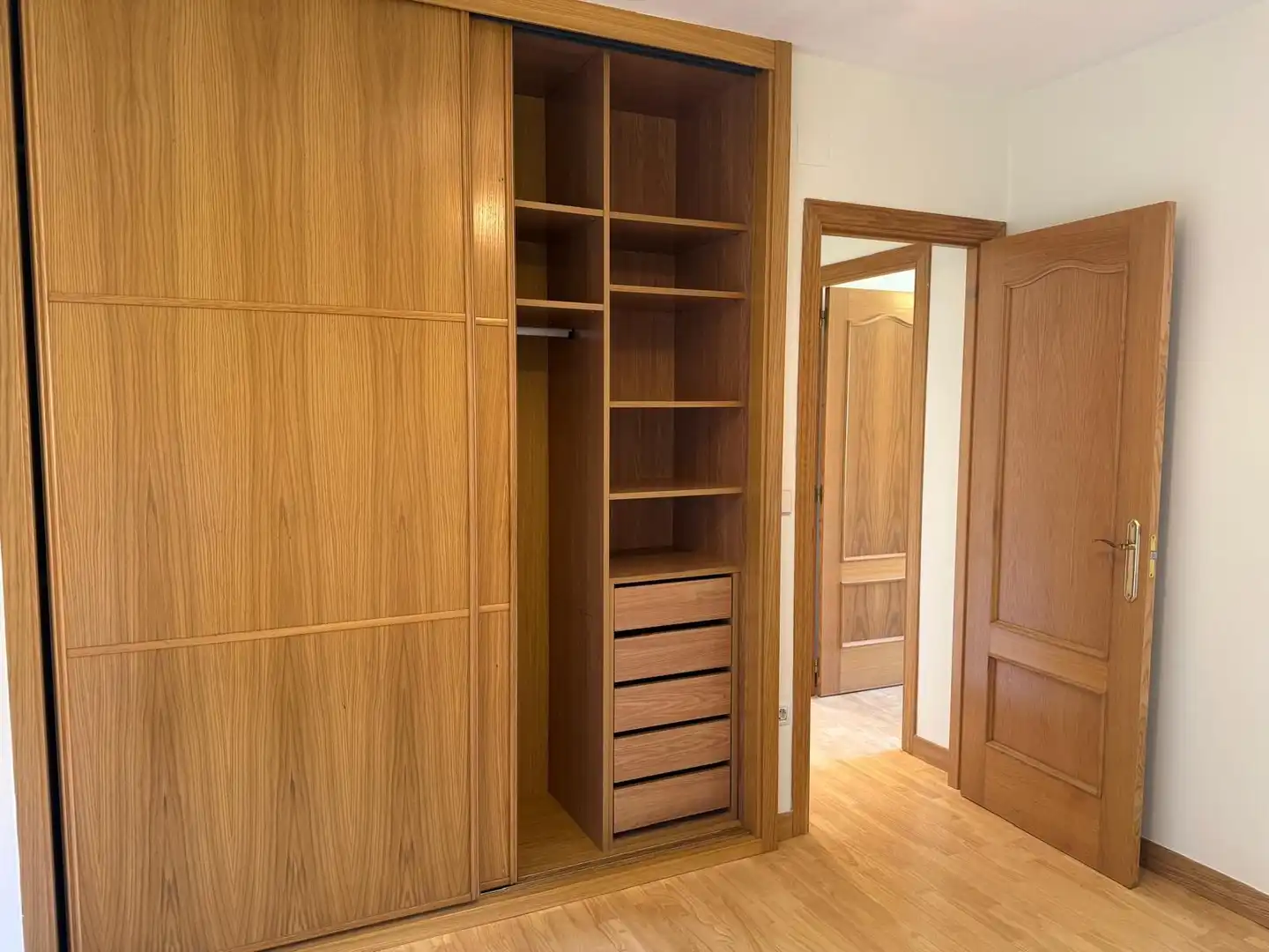 Schlafzimmer von Wohnung zur Miete in Valladolid mit Heizung und Abstellraum