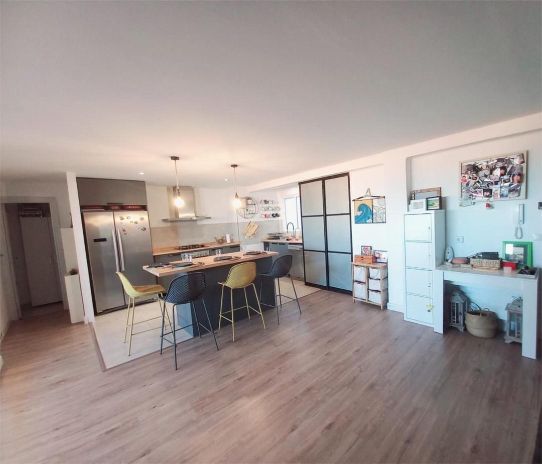 Cuina de Apartament en venda en  Valencia Capital amb Aire condicionat, Calefacció i Terrassa