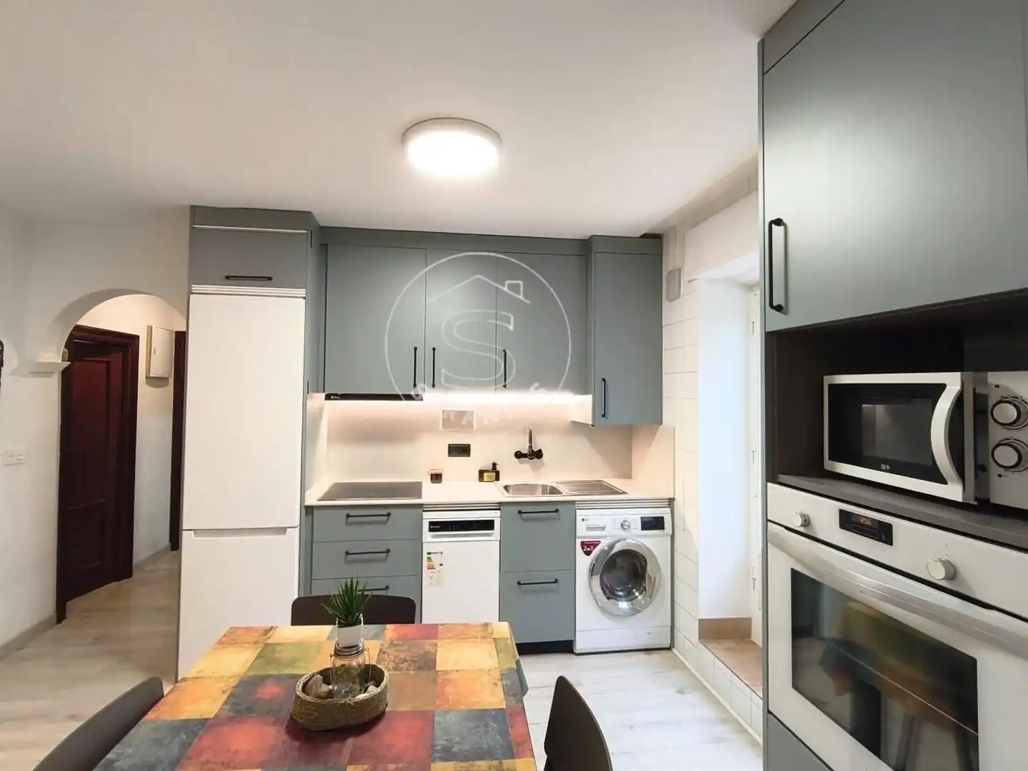 Flat for sale in Rochapea