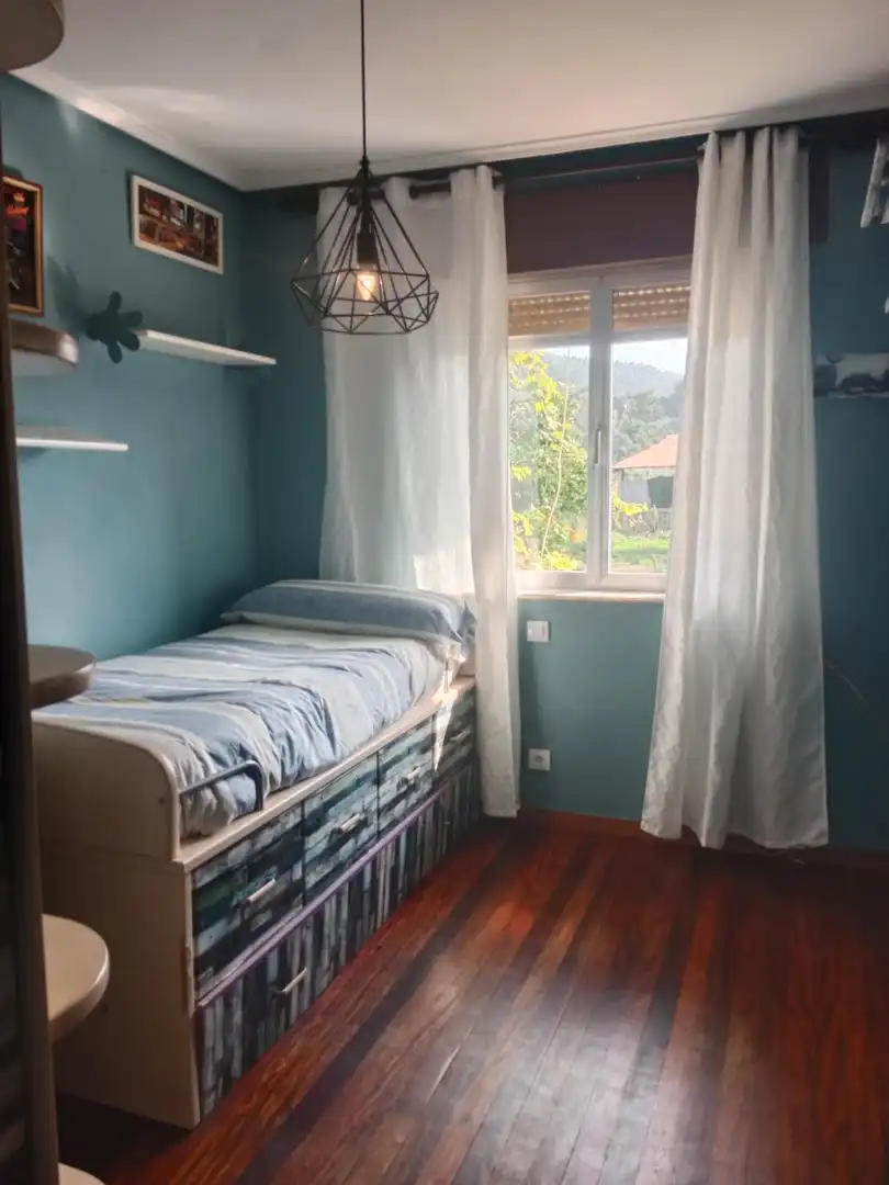 Habitación de Casa o chalet en venta en Hazas de Cesto con Jardín privado, Trastero y Amueblado