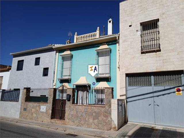 Casa adosada en Venta en Casariche