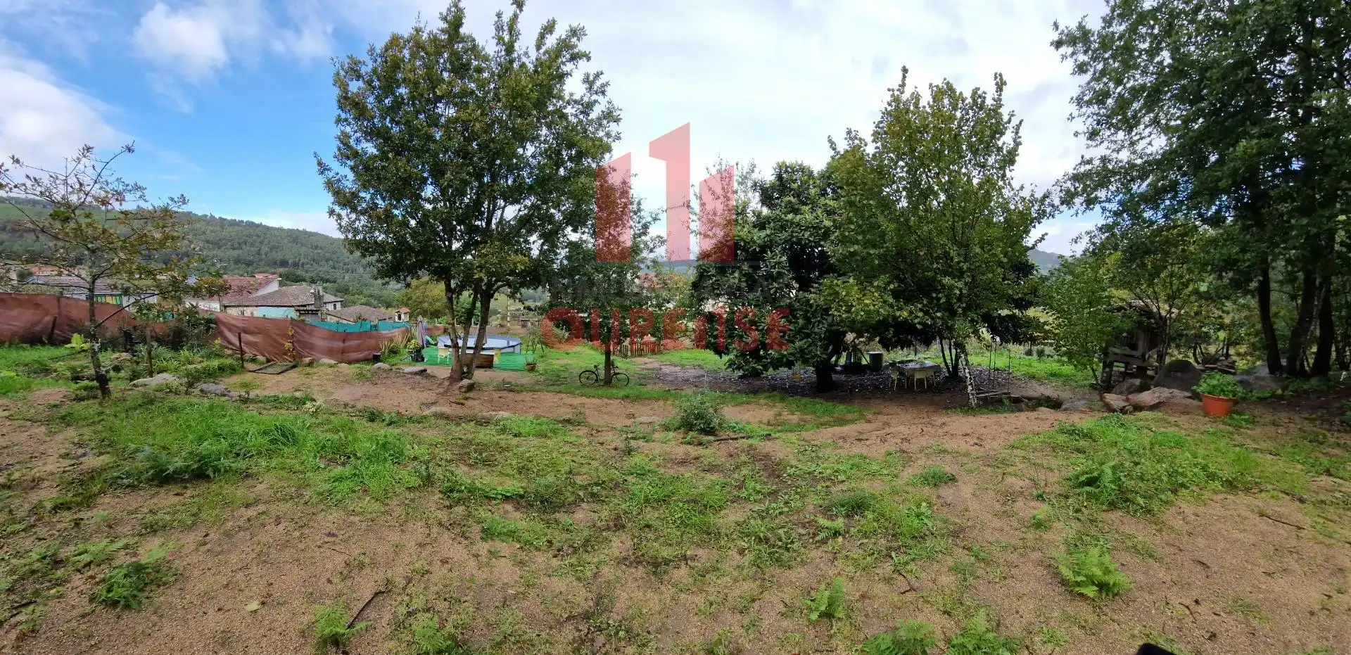 Houses for sale in Toén  with Balcony