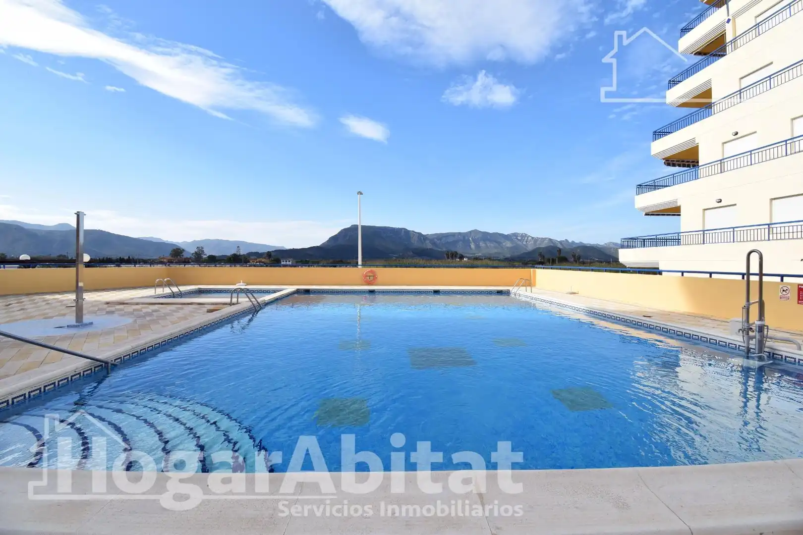 Appartamento con terrazza in vendita a Calle del Pintor Ribera