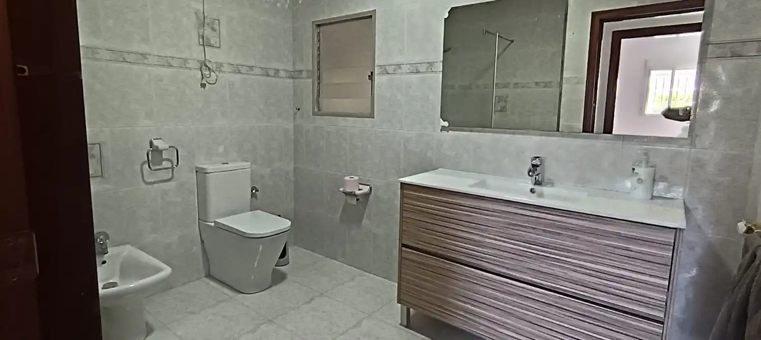 Baño de Casa o chalet de alquiler en Lorca con Calefacción, Jardín privado y Piscina