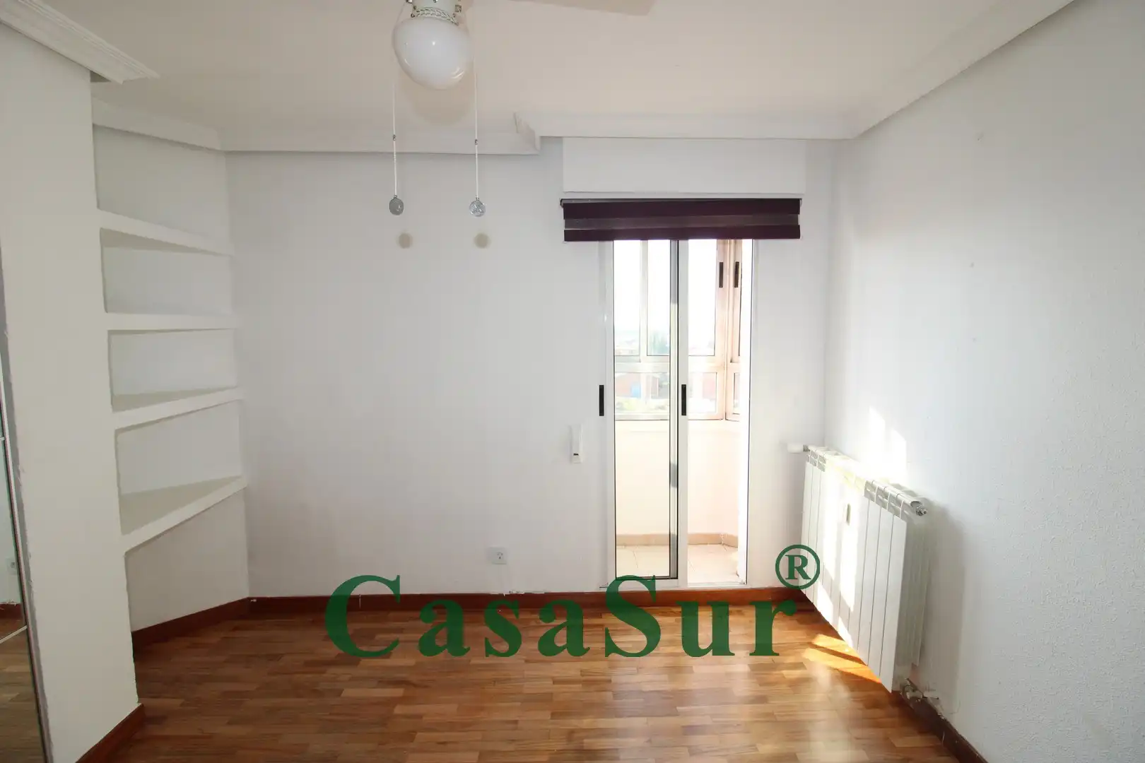 Dormitori de Pis en venda en Valladolid amb Calefacció, Parquet i Terrassa