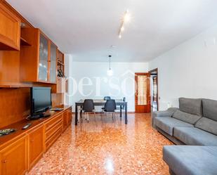 Living room of Flat to rent in  Valencia Capital  with Air Conditioner, Furnished and Balcony