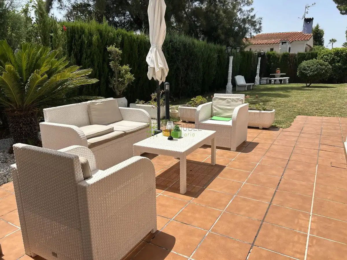 Terrassa de Casa o xalet en venda en Benicasim / Benicàssim amb Terrassa i Piscina