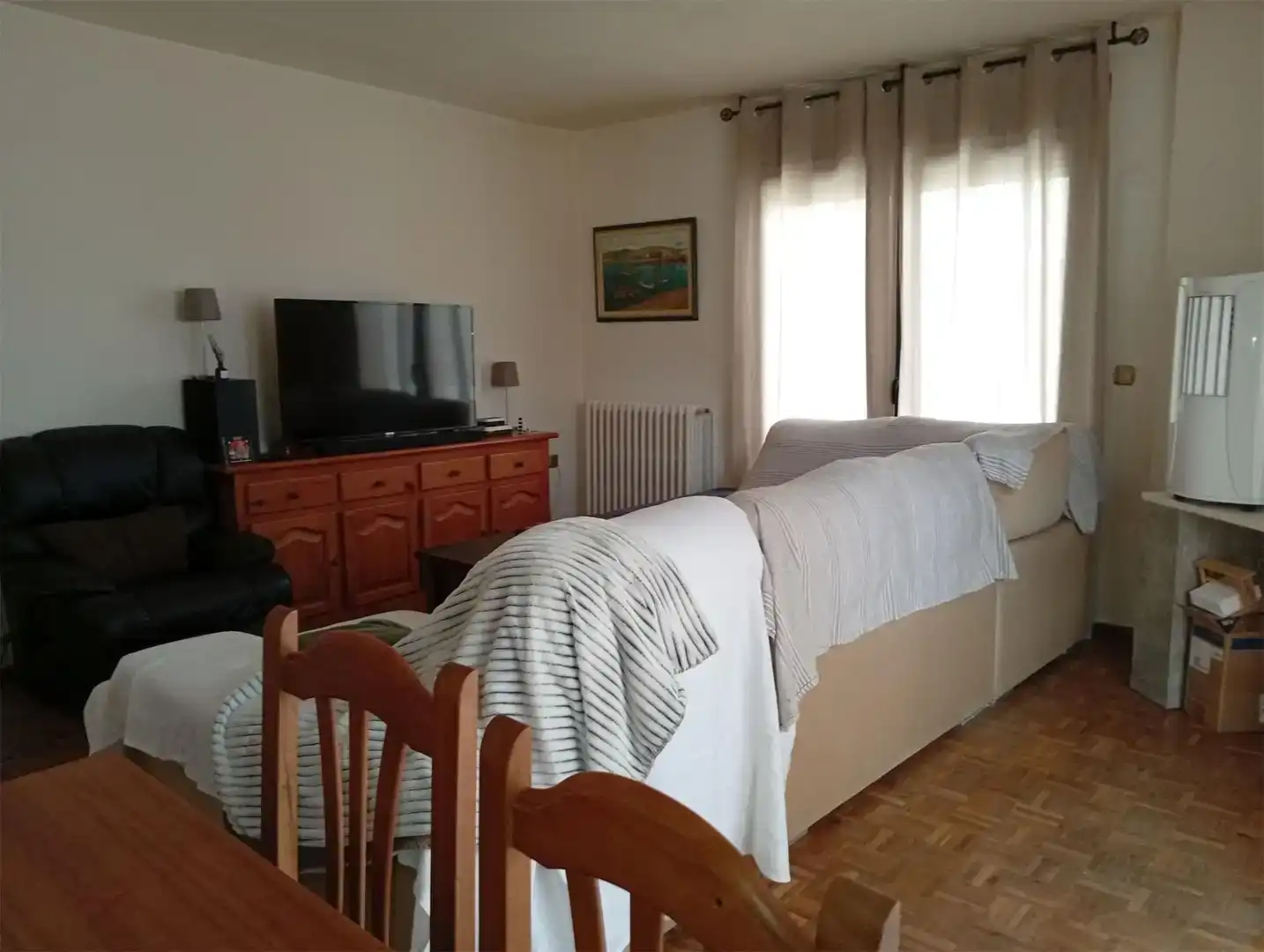 Dormitori de Pis en venda en Baza amb Parquet, Moblat i Forn