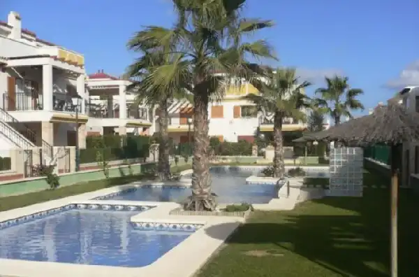 Casa bifamiliare in vendita a Almoradí