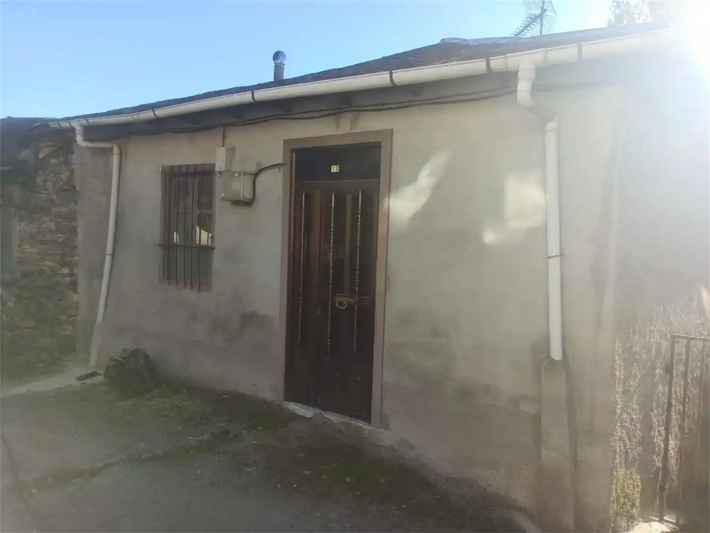 Vista exterior de Casa adosada en venda en Rubiá amb Balcó