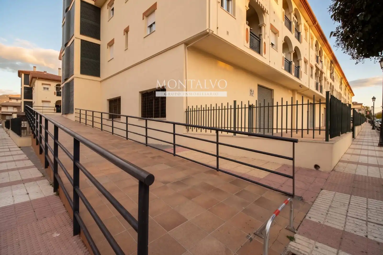 Vista exterior de Apartament de lloguer en Atarfe amb Terrassa, Moblat i Balcó