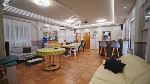 Amplia residencia familiar sobre una parcela de 1.440 m con dos viviendas independientes  Canals, imagen 3
