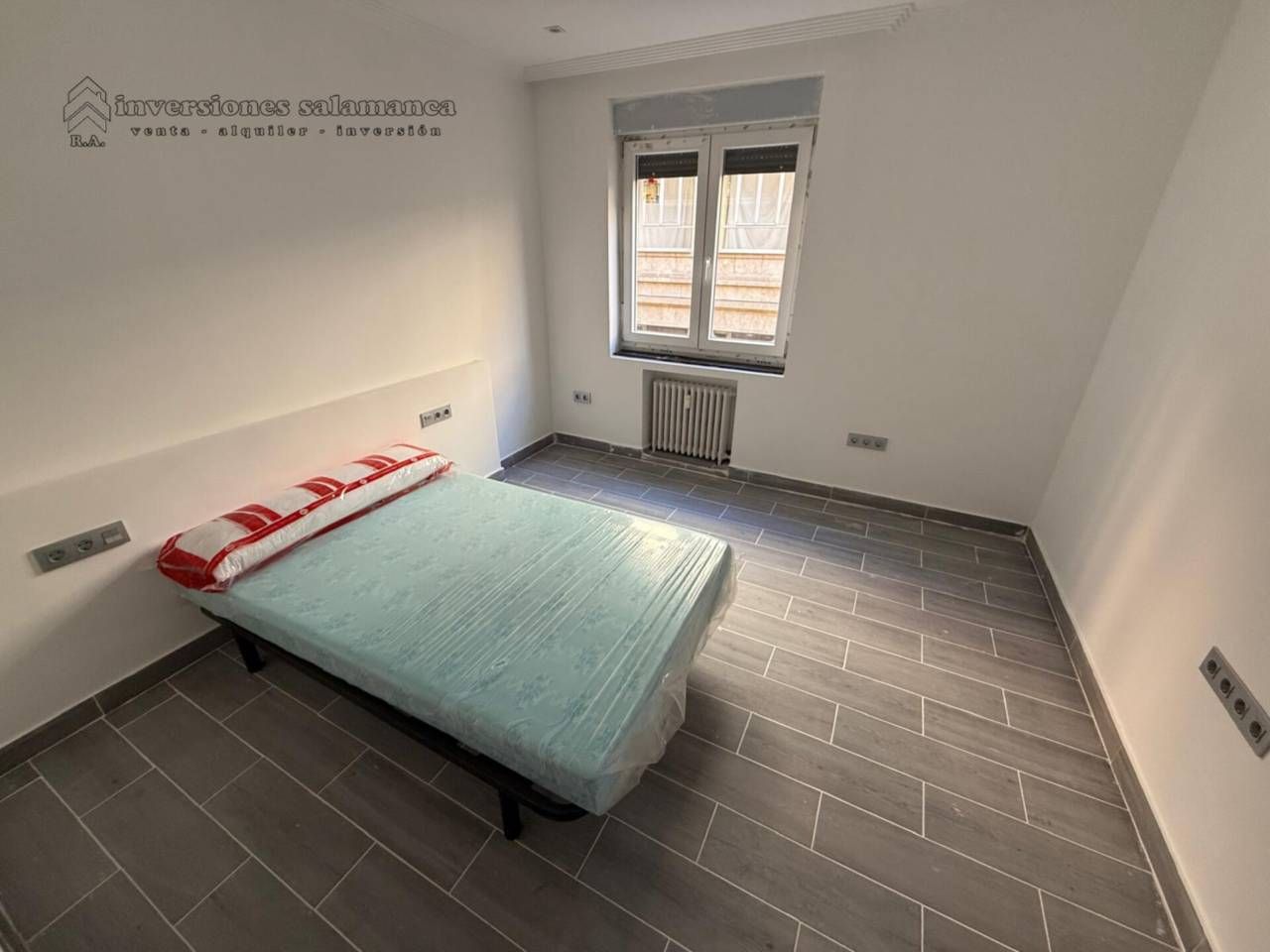Bedroom of Flat to rent in Salamanca Capital  with Heating, Furnished and Balcony