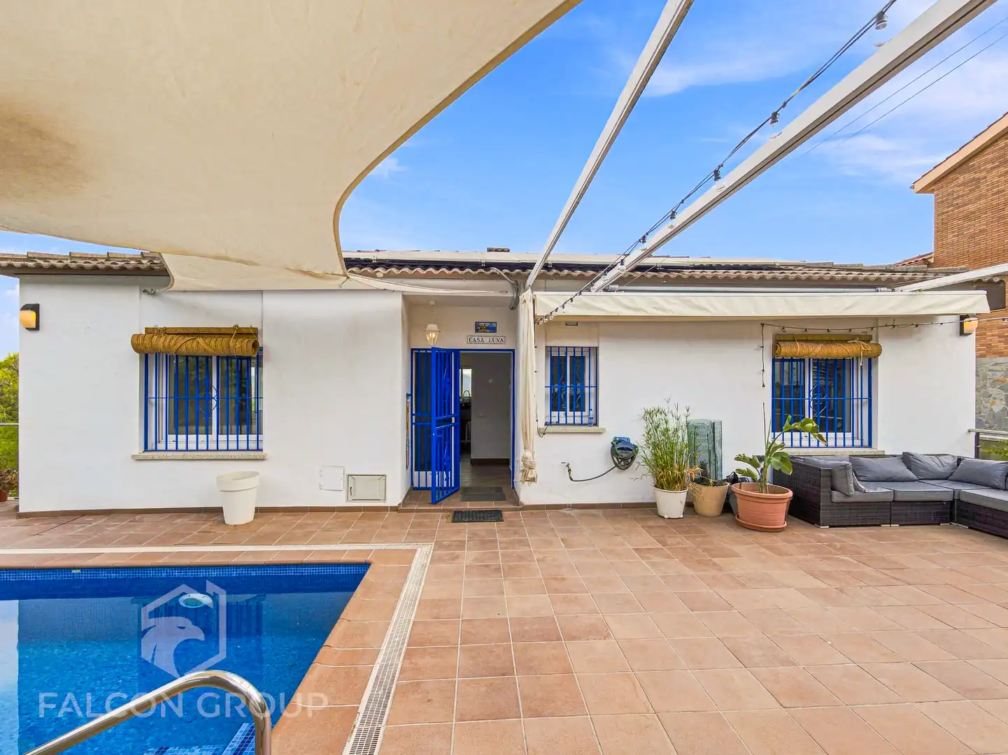 Exterior view of Houses for sale in Canyelles  with Air Conditioner, Heating and Private garden