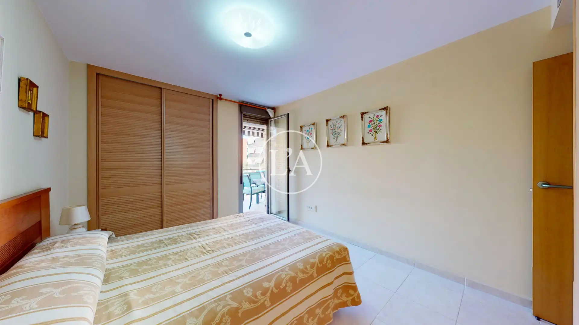 Mini appartamento con piscina in vendita a Carrer d'Amadeu Vives 10, imagen 24